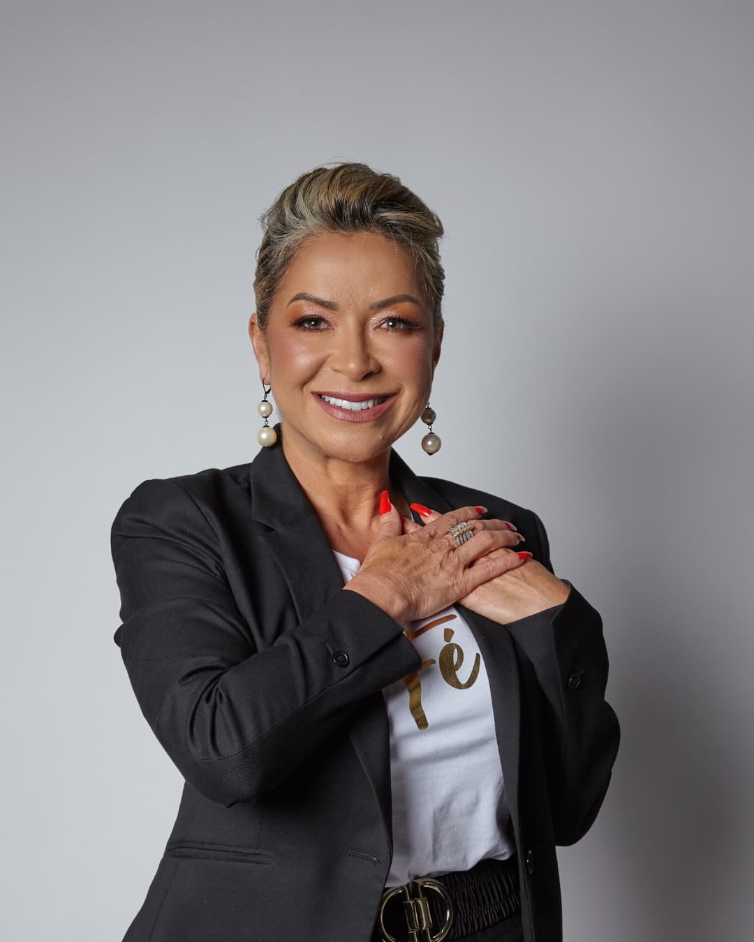 Jocely Hofmann — Hipnoterapeuta e Mentora Existencial